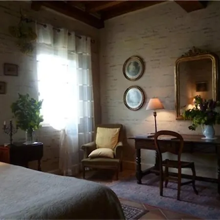 B&B Chambres D'hotes Le Clos Des Fontaines *